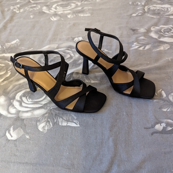 Shein Satin Heeled Sandals - Picture 2 of 9